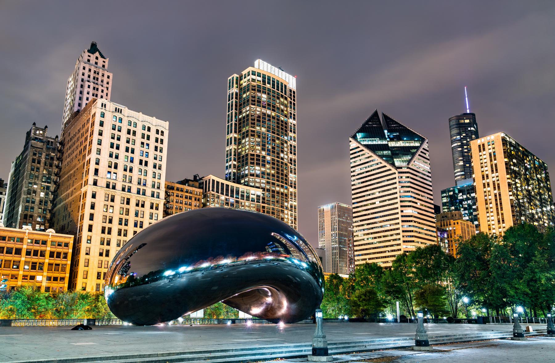 Chicago professionals and consumers participating in market research