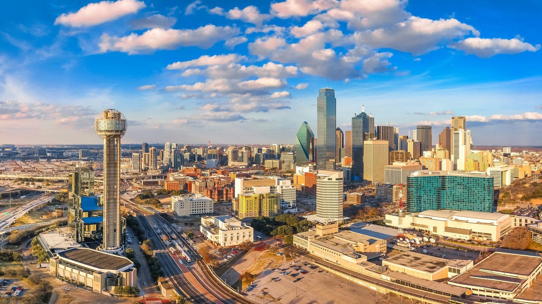 Dallas professionals and consumers participating in market research