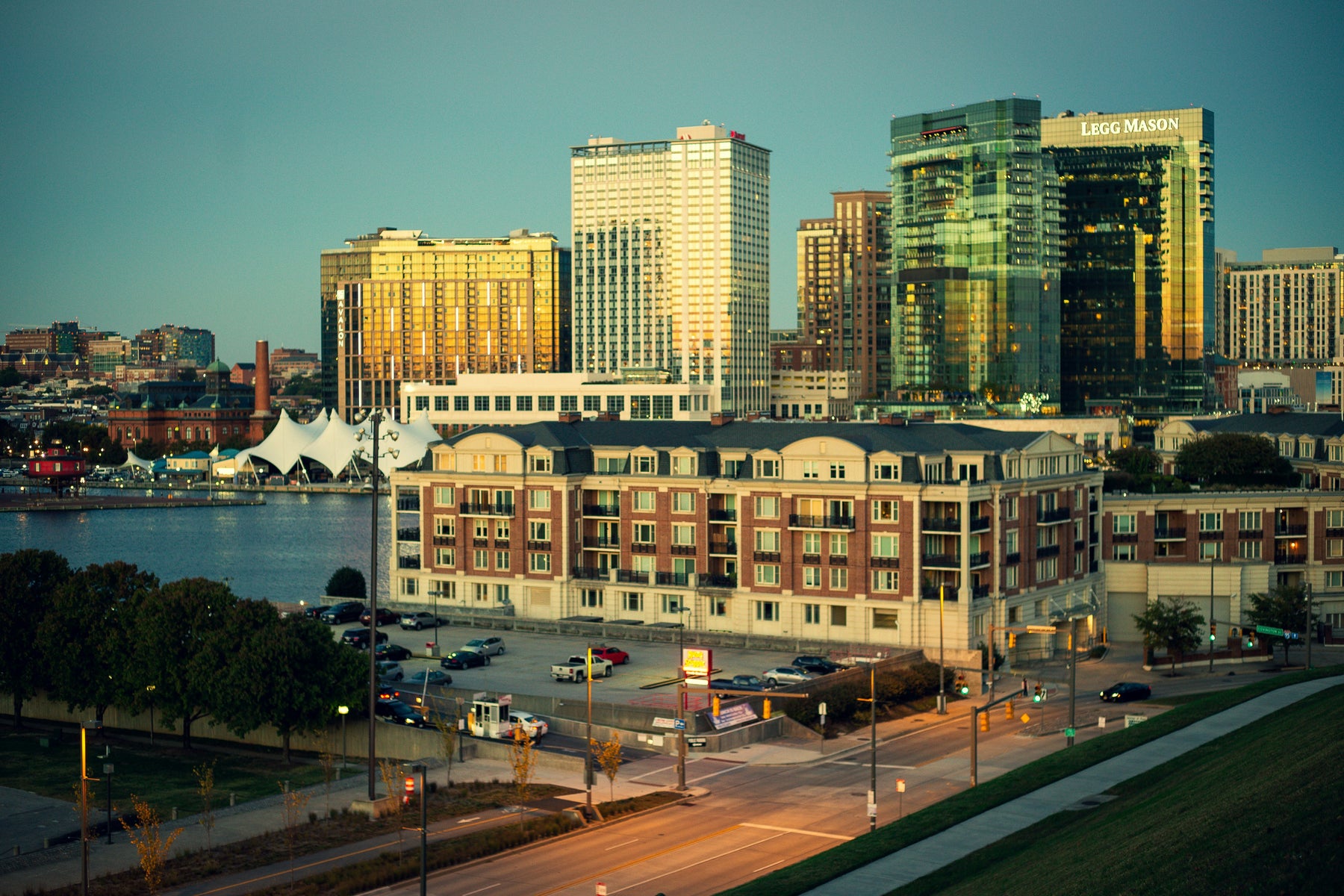 Baltimore professionals participating in market research